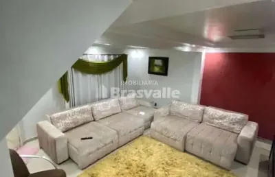 Casa com 4 quartos à venda no xaxim, curitiba , 250 m2 por r$ 900.000