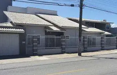 Casa 3 quartos para venda no bairro cordeiros em itajaí