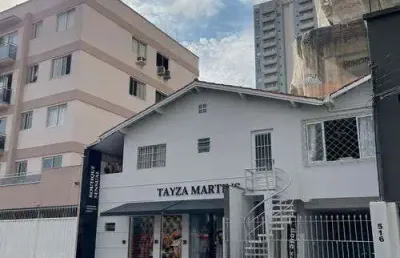 Casa para venda no bairro centro em balneário camboriú