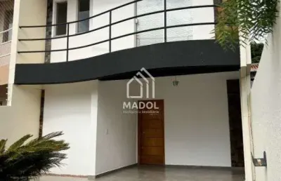 Casa com 4 quartos à venda na Rua Alberto Divardim, 53, Neves, Ponta Grossa