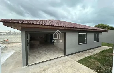 Casa à venda com 3 quartos, 3 banheiros e 132m² por r$ 490.000