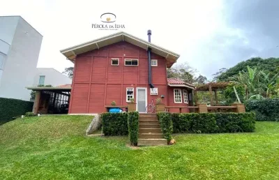 Terreno em condomínio orla de  cacupé, florianópolis-sc: 3 quartos, 1 suíte, 3 banheiros, 2 vagas e 220m² de área
