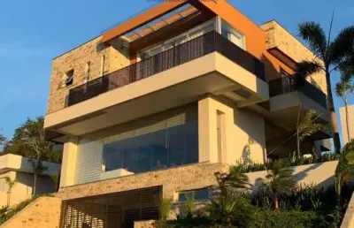 Casa em condomínio fechado com 5 quartos à venda no cacupé