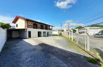 Excelente casa residencial e comercial + espaço comercial disponível para locação no bairro bela vista – gaspar/sc