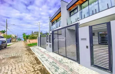 Casa com 3 quartos à venda no itacolomi, balneário piçarras , 147 m2 por r$ 930.000