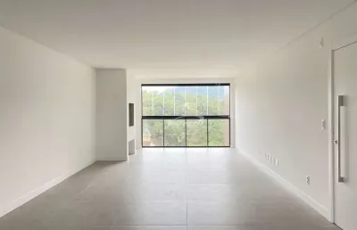 Belíssimo apartamento localizado no bairro bom retiro, com 3 suítes, 3 vagas de garagem e churrasqueira privativa!