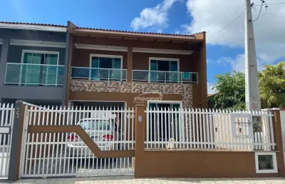 Ampla casa com piscina, no bairro nossa senhora da paz em balneário piçarras!
