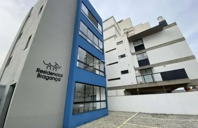Apartamento com 2 quartos para alugar no itacolomi, balneário piçarras , 66 m2 por r$ 2.500