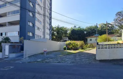 Terreno plano com 1.360,00 m², zr1 e em ótima localização, no bairro itoupava norte, em blumenau!