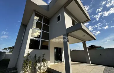 Casa mobiliada com 3 dormitórios sendo 1 suíte no bairro itacolomi em balneário piçarras/sc (cód. 17128)