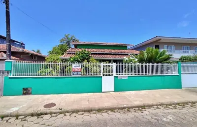 Casa com 4 quartos à venda no centro, balneário piçarras , 130 m2 por r$ 980.000