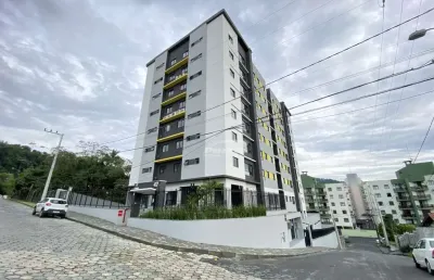 Apartamento com 2 dormitórios, sendo 1 suíte e sacada com churrasqueira, no bairro escola agrícola em blumenau!