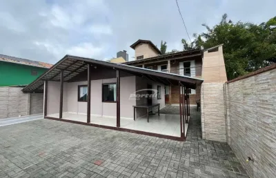 Casa com 5 quartos à venda no centro, penha , 257 m2 por r$ 1.300.000