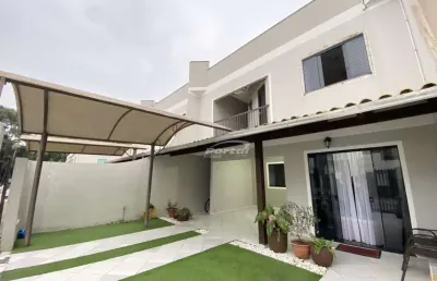 Sobrado residencial, com 03 dormitórios, sendo uma suíte e vaga para 2 carros, no bairro itoupavazinha em blumenau!