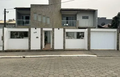 Casa com 4 quartos à venda na Rua Santa Inês / 4300, 600, Itacolomi, Balneário Piçarras