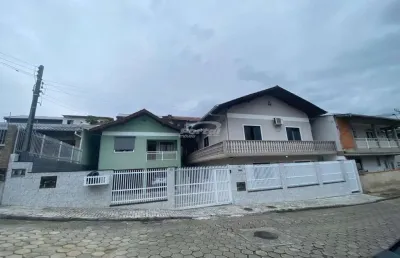 Uma oportunidade única de moradia! casa com 290 m² à venda bairro itoupavazinha em blumenau - sc