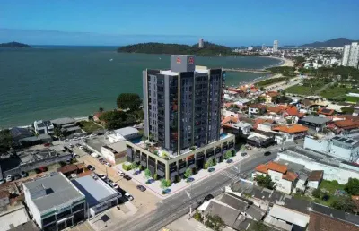 Apartamento 3 suítes no residencial costa dourada - centro em balneário piçarras sc! (cód 20183)