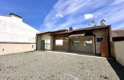 Casa com 3 quartos à venda no itacolomi, balneário piçarras , 80 m2 por r$ 750.000