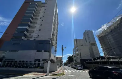 Excelente apartamento mobiliado apenas 100m da praia em balneário piçarras!