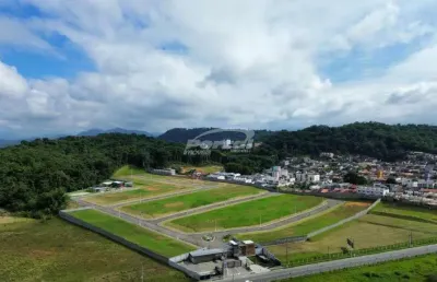 Lago di garda - um refúgio onde qualidade de vida e a praticidade andam juntas. entre e viva os seus melhores dias! condomínio residencial fechado no bairro da velha em blumenau.