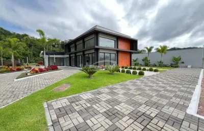 Lago di garda - um refúgio onde qualidade de vida e a praticidade andam juntas. entre e viva os seus melhores dias! condomínio residencial fechado no bairro da velha em blumenau.