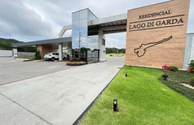Lago di garda - um refúgio onde qualidade de vida e a praticidade andam juntas. entre e viva os seus melhores dias! condomínio residencial fechado no bairro da velha em blumenau.