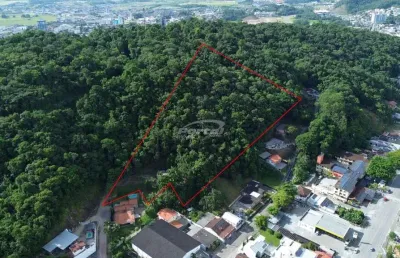 Terreno com 28.127,27m² próximo ao hotel raul´s a poucos passos do centro de gaspar.