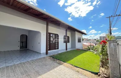 Casa com 5 quartos à venda na Rua Paul Mantau, 155, Velha, Blumenau