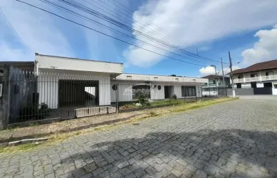 Casa residencial e comercial disponível para locação no bairro coloninha – gaspar/sc.
