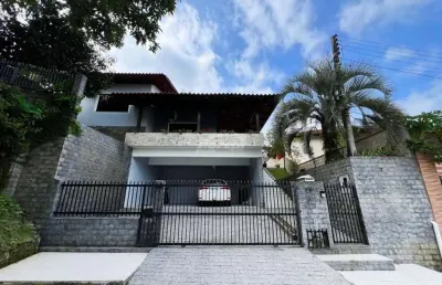 Casa com 3 quartos à venda na escola agrícola, blumenau , 220 m2 por r$ 1.100.000