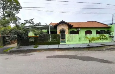 Casa alto padrão disponível para locação comercial no bairro santa terezinha – gaspar/sc