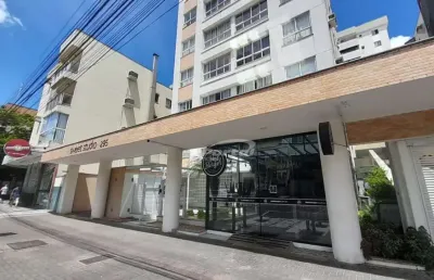 Apartamento semi mobiliado 1 dormitório disponível para locação no bairro victor konder em blumenau