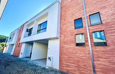 Casa em condomínio fechado com 2 quartos para alugar no velha central, blumenau , 70 m2 por r$ 2.300