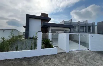 Casa semi mobiliada 3 dormitórios, com piscina no bairro fortaleza alta, em blumenau.
