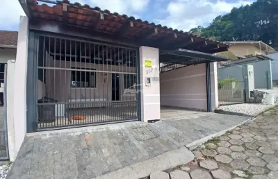 Casa com 2 quartos para alugar na escola agrícola, blumenau , 78 m2 por r$ 4.200