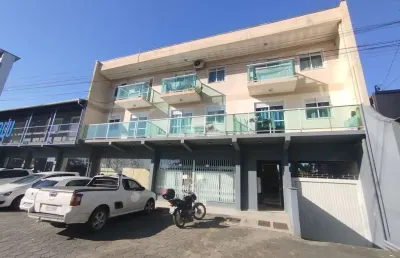 Apto semi mobiliado, no bairro salto do norte, com 01 dormitório e demais dependências.