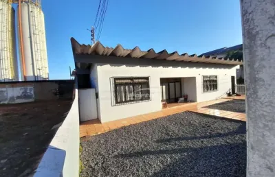 Apartamento/kitnet disponível para locação no bairro badenfurt, em blumenau/sc.