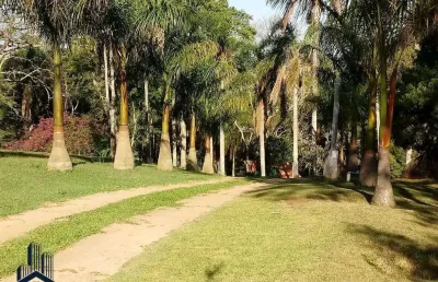 Chácara com piscina, salão para festas, quiosque, extenso gramado na bunjiro nakao