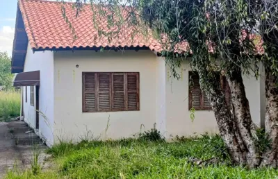 Casa com 2 quartos à venda na avenida brasil, 190, alegria, guaíba por r$ 399.000
