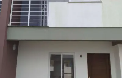 Casa em condomínio fechado com 2 quartos à venda na rua adão eni boeira duarte, 1503, flórida, guaíba por r$ 215.000