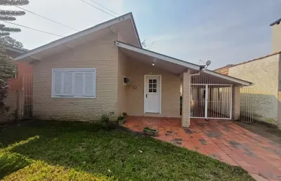 Casa com 2 quartos à venda na ministro francisco brochado da rocha, 177, alegria, guaíba por r$ 395.000