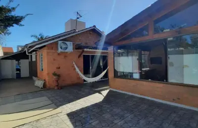 Casa com 3 quartos à venda na rua rio grande do sul, 275, parque 35, guaíba por r$ 475.000