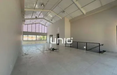 Salão comercial para alugar no bairro vila rezende em piracicaba.