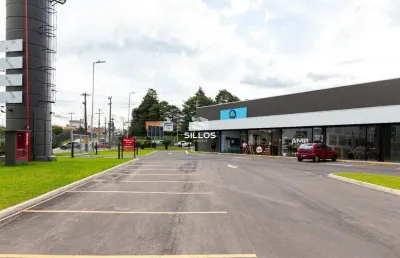 Loja 09 para alugar no centro comercial villa jatobá em fazenda rio grande/pr