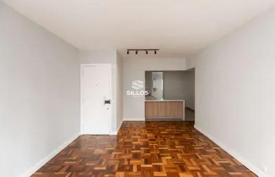 Apartamento reformado à venda com 3 quartos no cabral