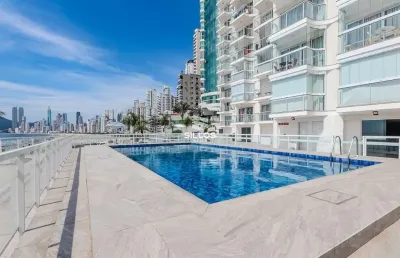 Apartamento à venda de frente ao mar com 4 quartos no centro de balneário camboriú - sc.