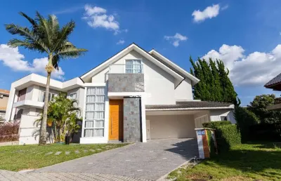 Casa em condomínio com 3 quartos para alugar em uberaba em curitiba