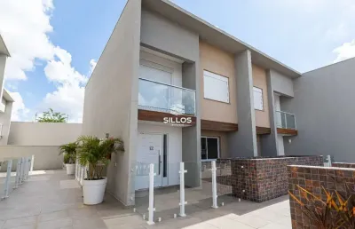 Sobrado à venda com 3 quartos no bom retiro em curitiba