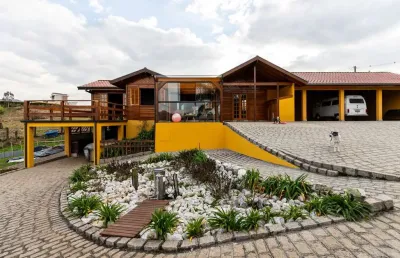Casa à venda com 200m² em condomínio fechado em quatro barras/pr