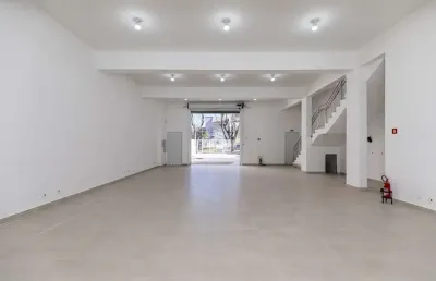 Loja comercial para alugar com 387m² no bacacheri em curitiba